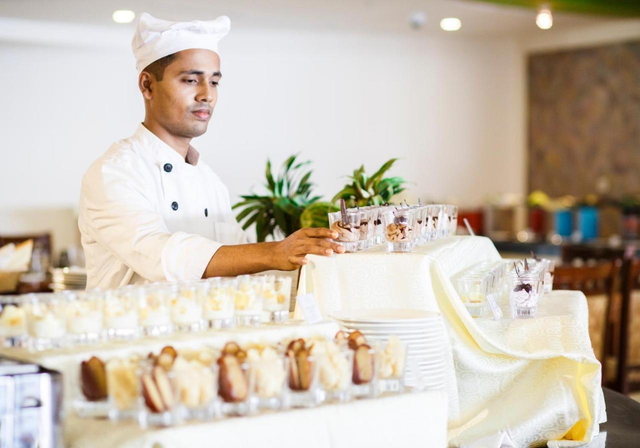 Sea Pearl Beach Resort & Spa Cox'S Bazar Exterior photo